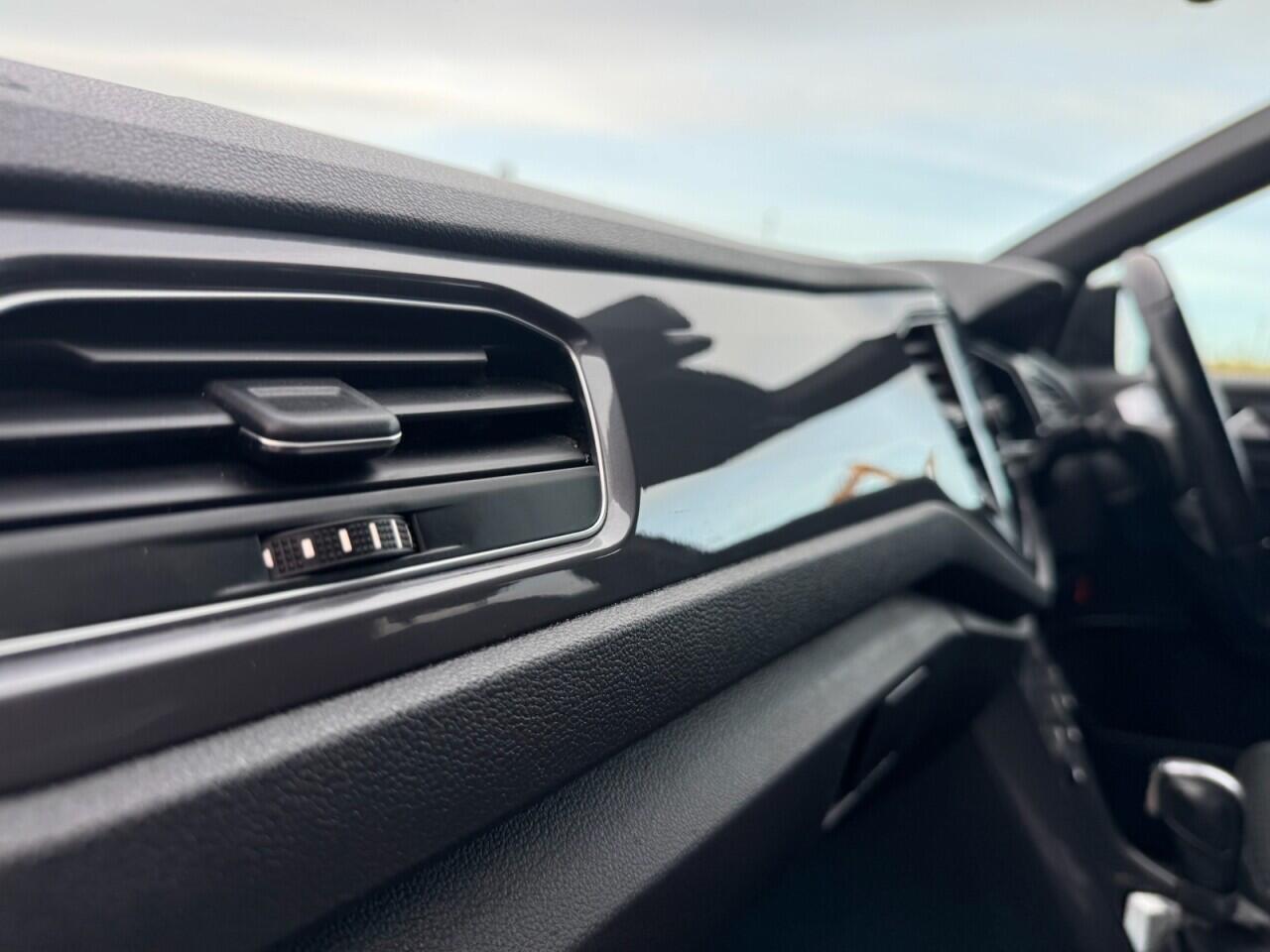 Used Volkswagen T-Roc 2020 for sale - 76702130: Photo 56