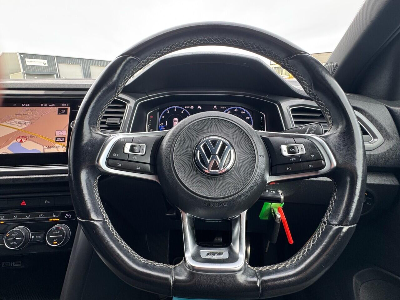 Used Volkswagen T-Roc 2020 for sale - 76702130: Photo 57