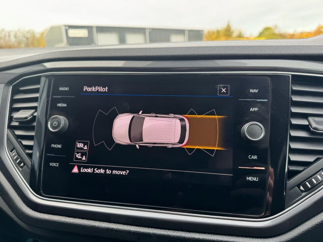 Used Volkswagen T-Roc 2020 for sale - 76702130: Photo 64