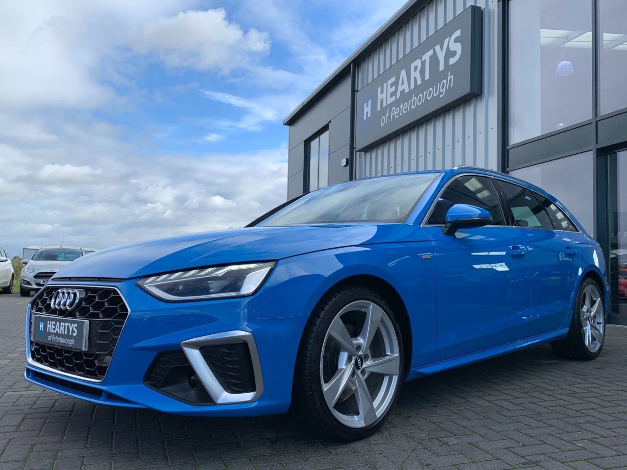 Used Audi A4 2020 for sale - 76701412: Photo 4