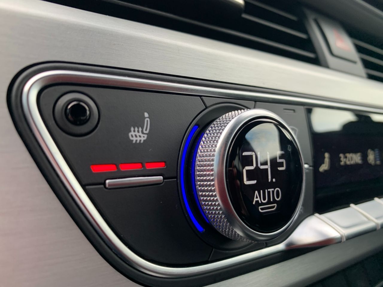 Used Audi A4 2020 for sale - 76701412: Photo 55