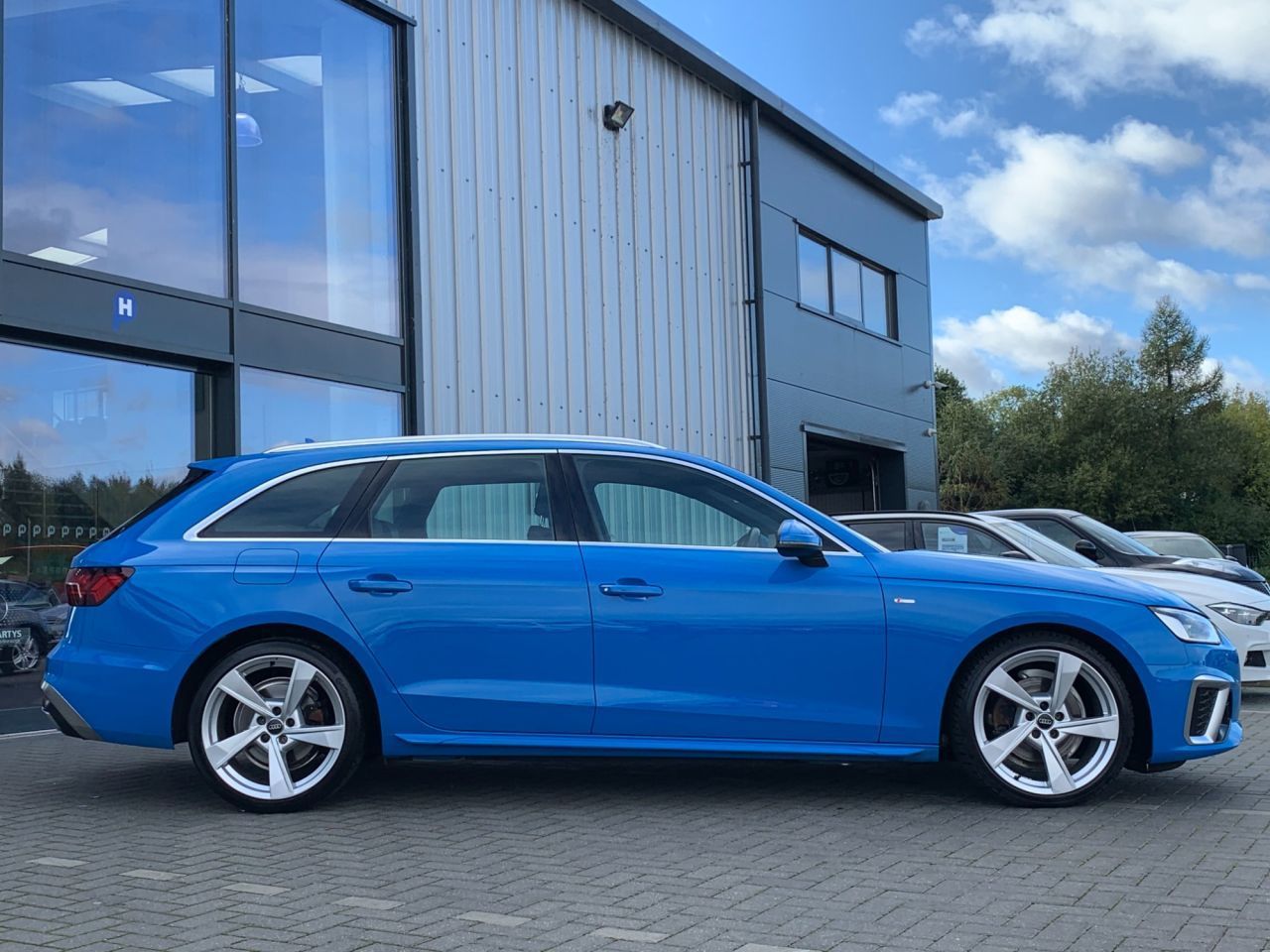 Used Audi A4 2020 for sale - 76701412: Photo 6