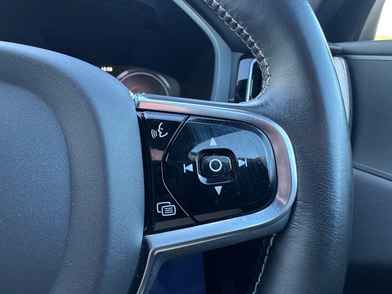 Used Volvo XC60 2020 for sale - 76701317: Photo 63