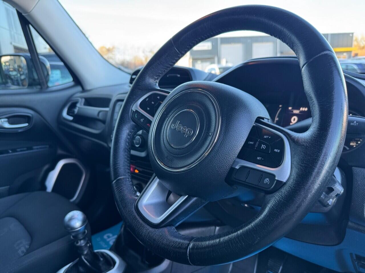 Used Jeep Renegade 2016 for sale - 76701847: Photo 36