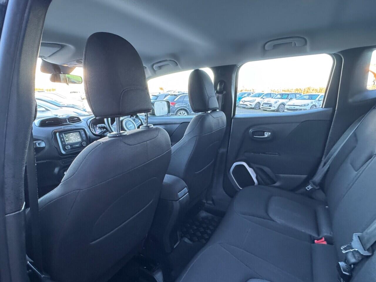 Used Jeep Renegade 2016 for sale - 76701847: Photo 37