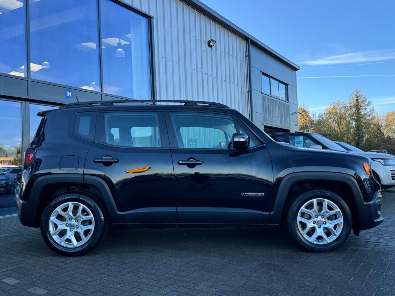 Used Jeep Renegade 2016 for sale - 76701847: Photo 5