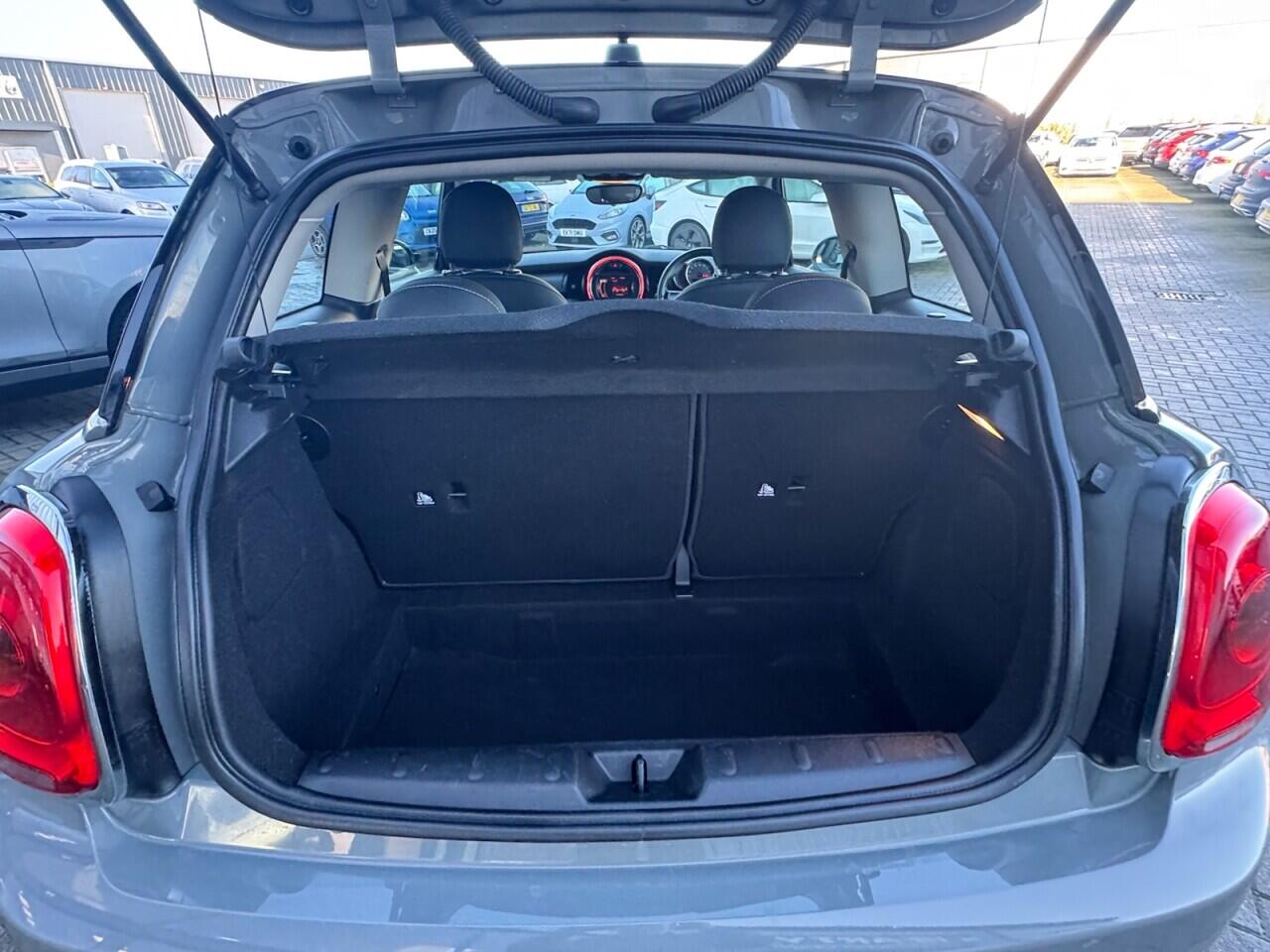 Used MINI Hatch 2018 for sale - 76765229: Photo 43