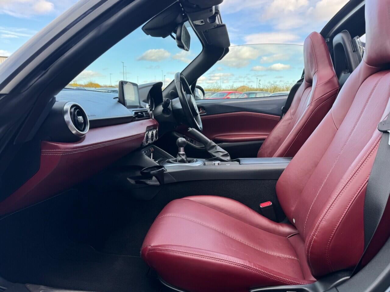 Used Mazda MX-5 2020 for sale - 76702077: Photo 5