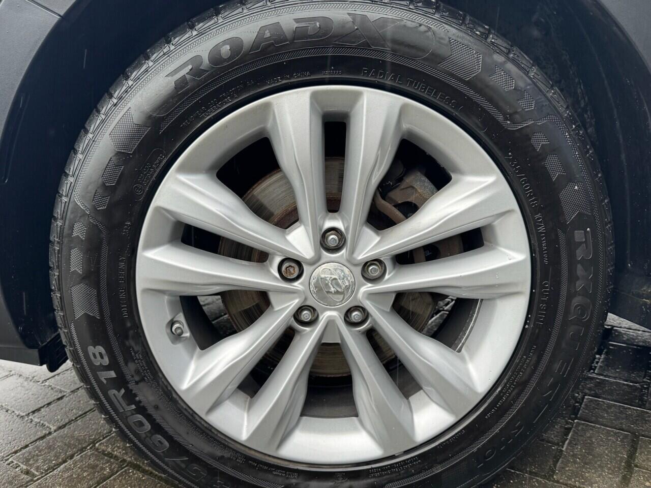 Used Hyundai Santa Fe 2016 for sale - 76701059: Photo 13