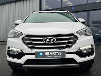 Used Hyundai Santa Fe 2016 for sale - 76701059: Photo