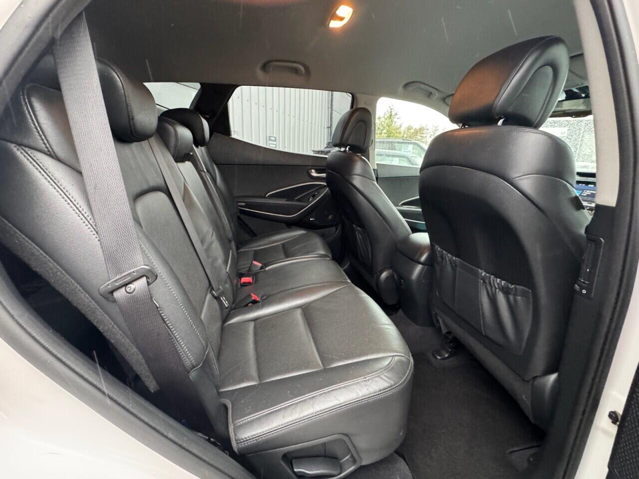 Used Hyundai Santa Fe 2016 for sale - 76701059: Photo 46