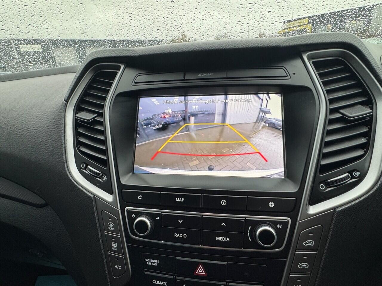 Used Hyundai Santa Fe 2016 for sale - 76701059: Photo 50