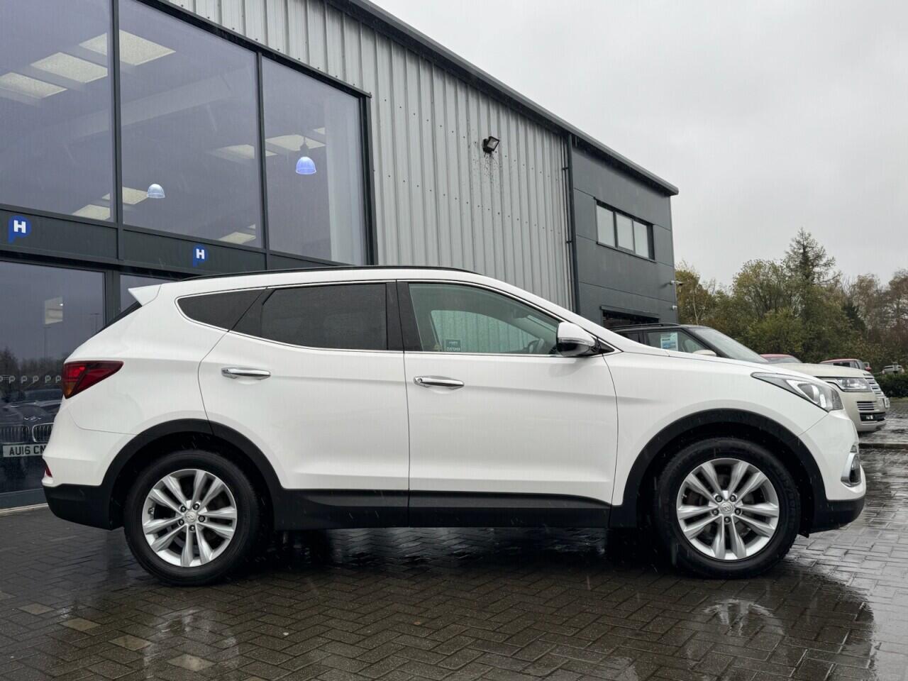 Used Hyundai Santa Fe 2016 for sale - 76701059: Photo 6