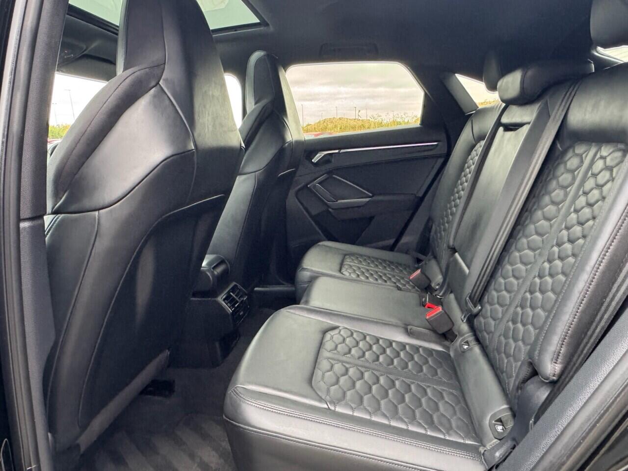 Used Audi RS Q3 2023 for sale - 76702114: Photo 21