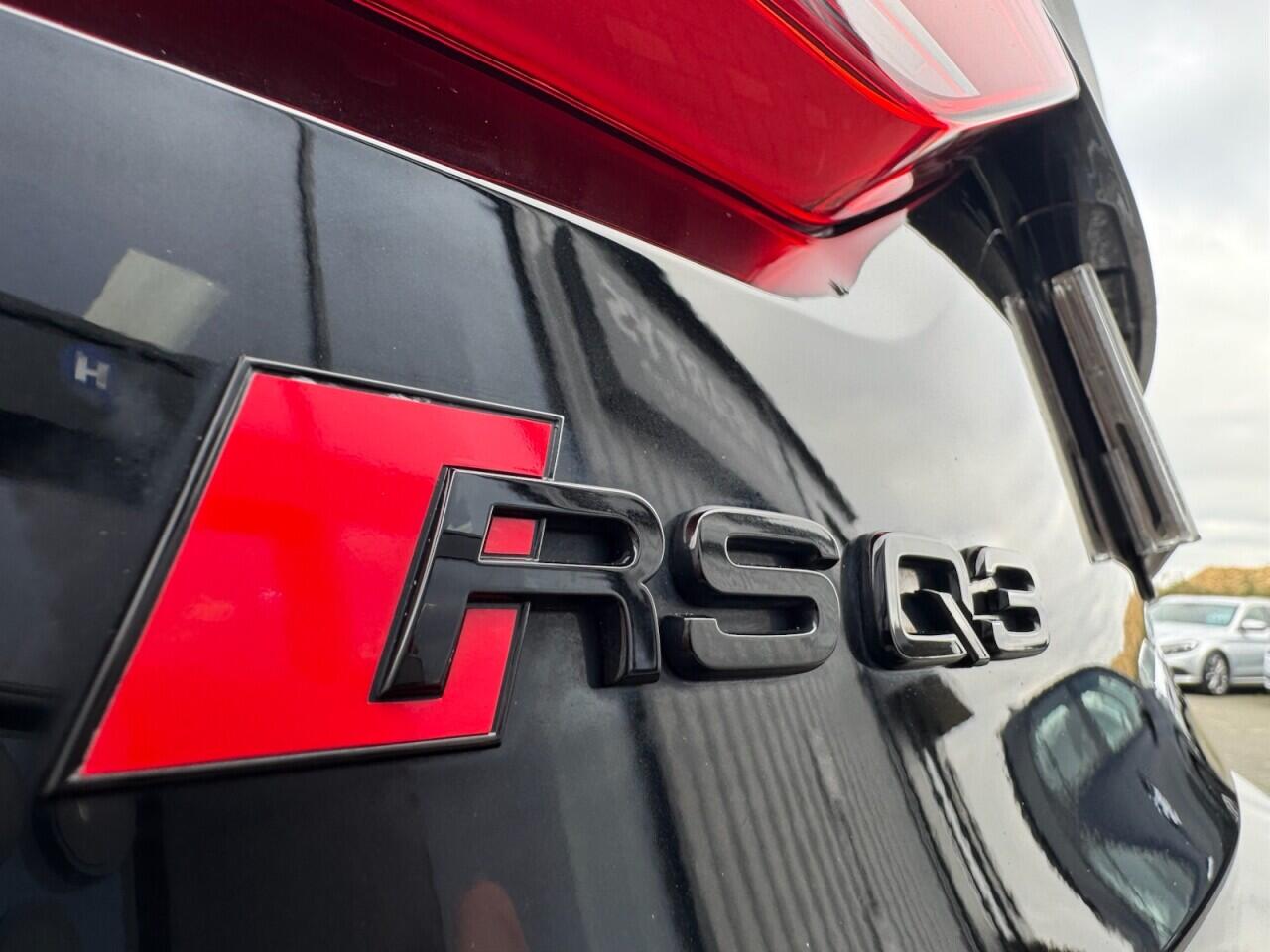 Used Audi RS Q3 2023 for sale - 76702114: Photo 32