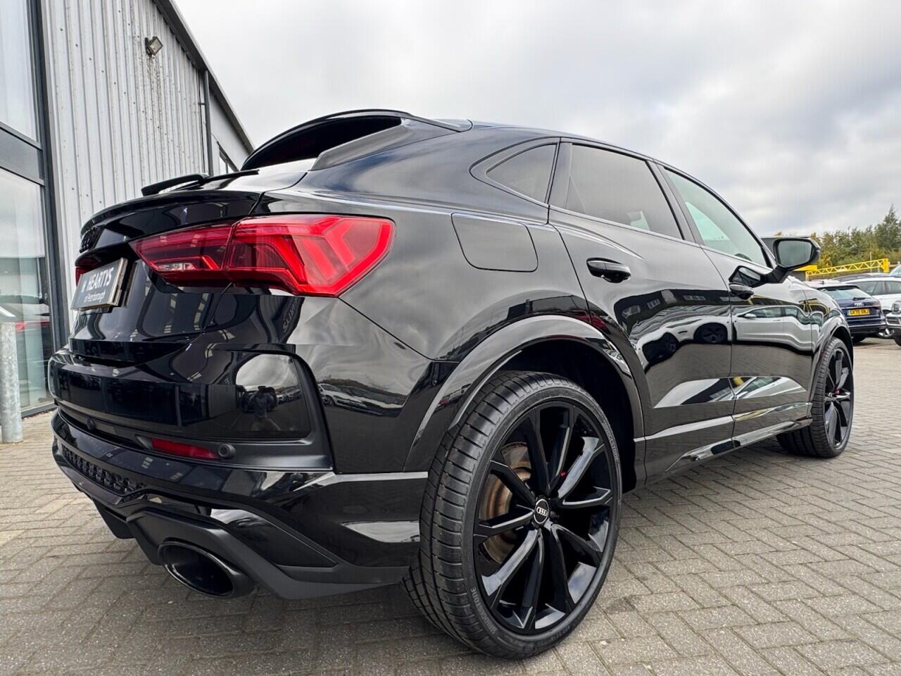 Used Audi RS Q3 2023 for sale - 76702114: Photo 33