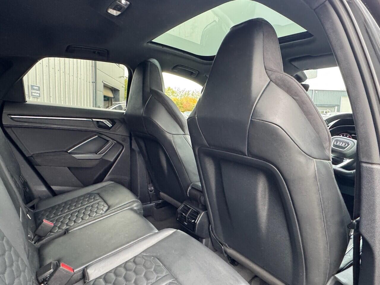 Used Audi RS Q3 2023 for sale - 76702114: Photo 50