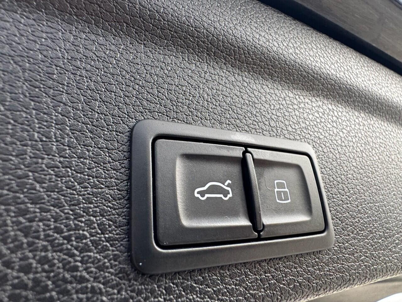 Used Audi RS Q3 2023 for sale - 76702114: Photo 54