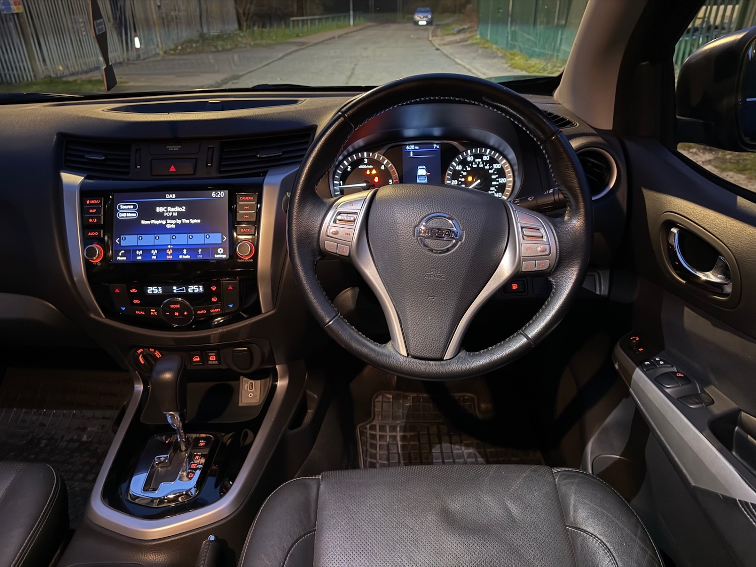 Used Nissan Navara 2021 for sale - 77776464: Photo 8