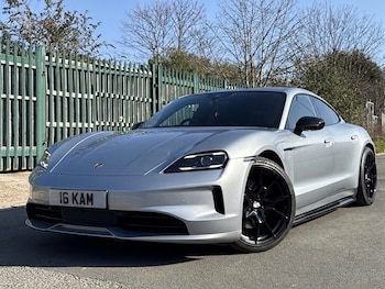 Used Porsche Taycan 2024 for sale - 77750490: Photo