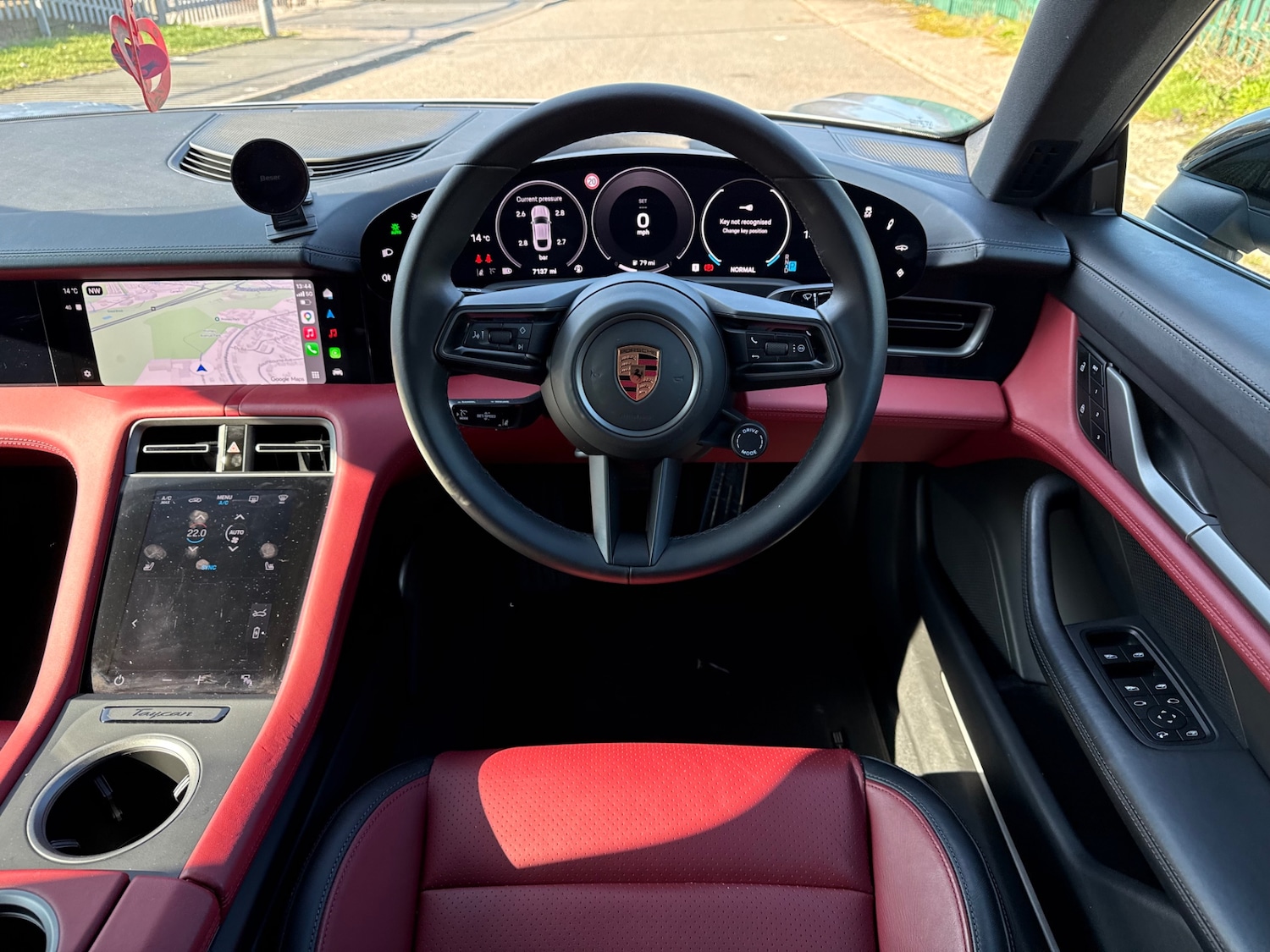 Used Porsche Taycan 2024 for sale - 77750490: Photo 8