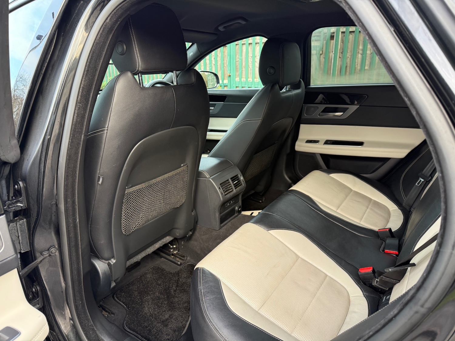 Used Jaguar XF 2018 for sale - 76859459: Photo 11