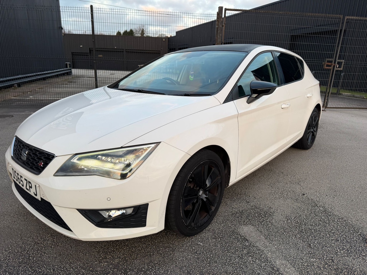 Used SEAT Leon 2015 for sale - 77053489: Photo 3