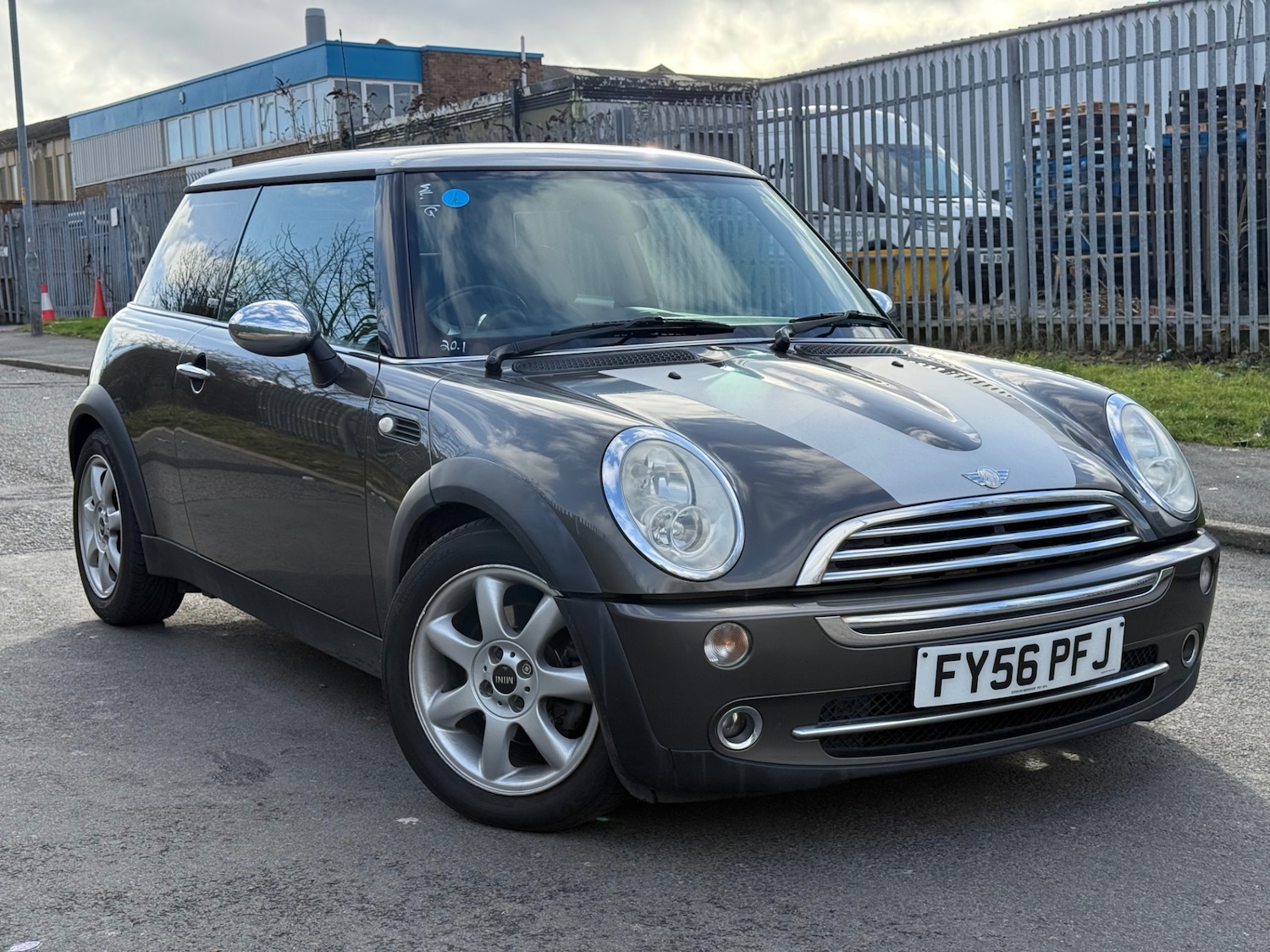 Used MINI Hatch 2006 for sale - 77303322: Photo 3