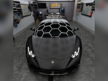 Used Lamborghini Huracan 2017 for sale - 77735267: Photo