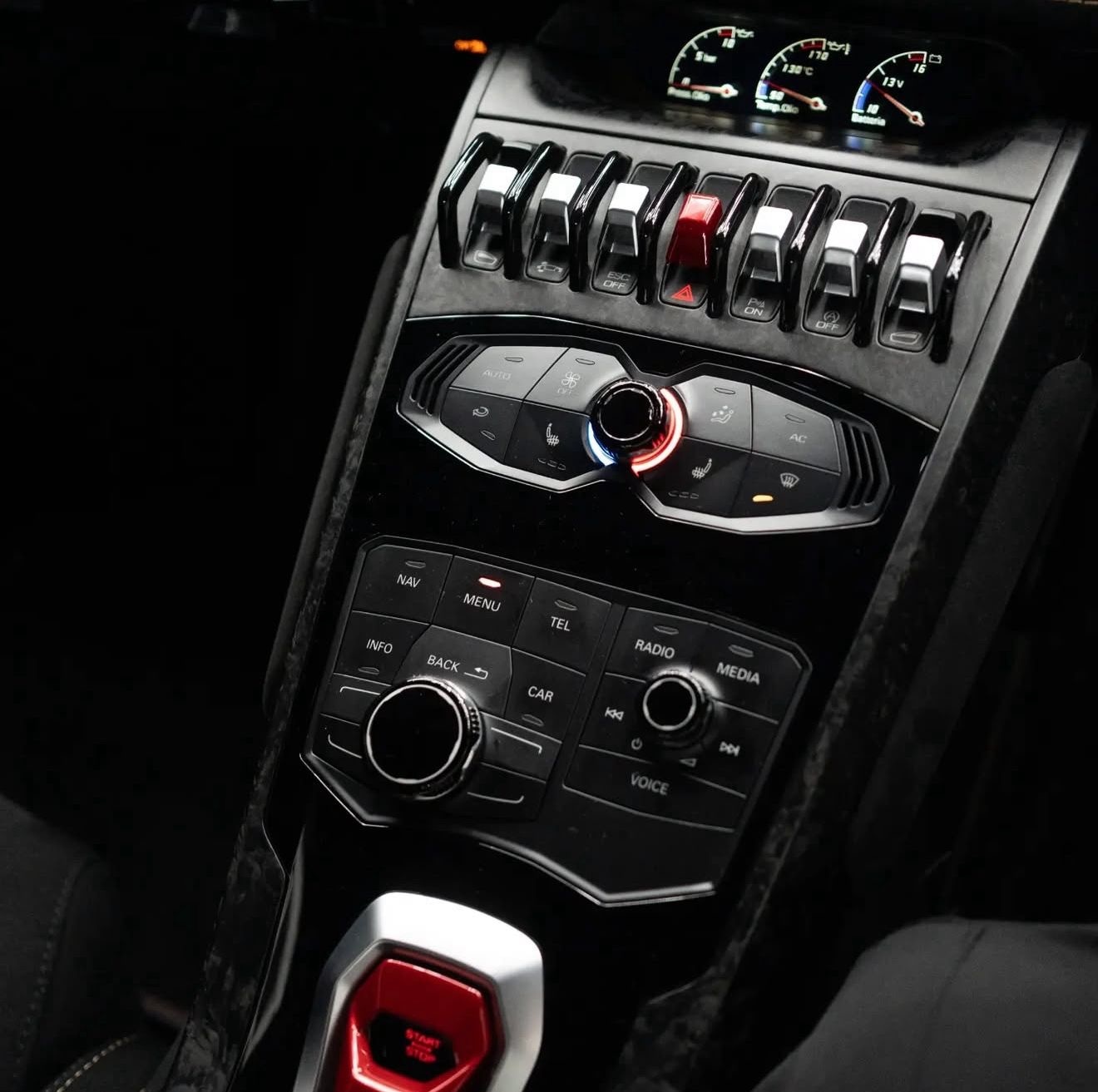 Used Lamborghini Huracan 2017 for sale - 77735267: Photo 8