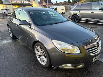 Vauxhall - Insignia