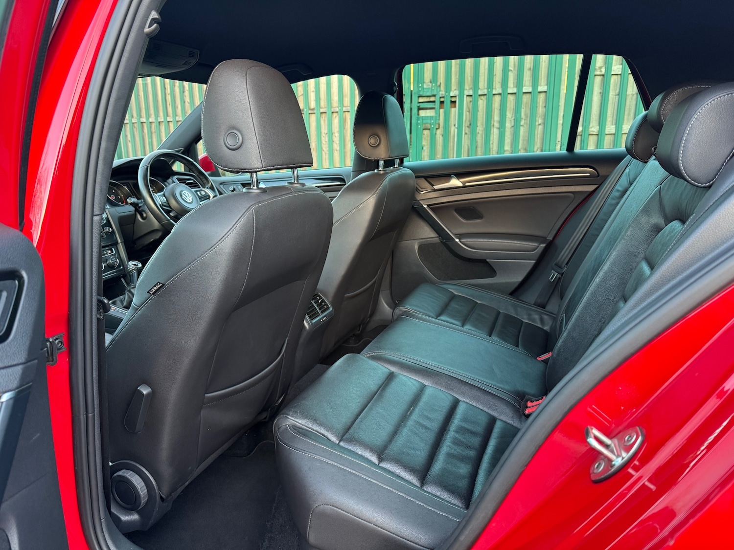 Used Volkswagen Golf 2014 for sale - 76931140: Photo 10