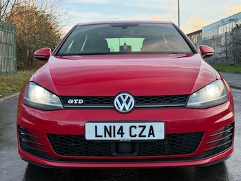 Used Volkswagen Golf 2014 for sale - 76931140: Photo