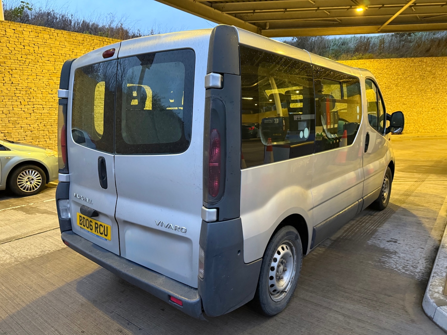 Used Vauxhall Vivaro 2006 for sale - 76526479: Photo 4