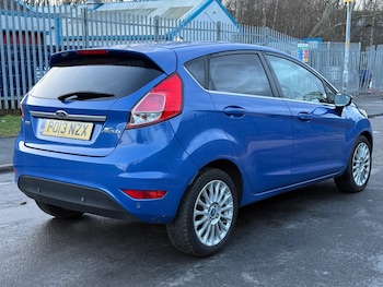 Used Ford Fiesta 2013 for sale - 77129102: Photo