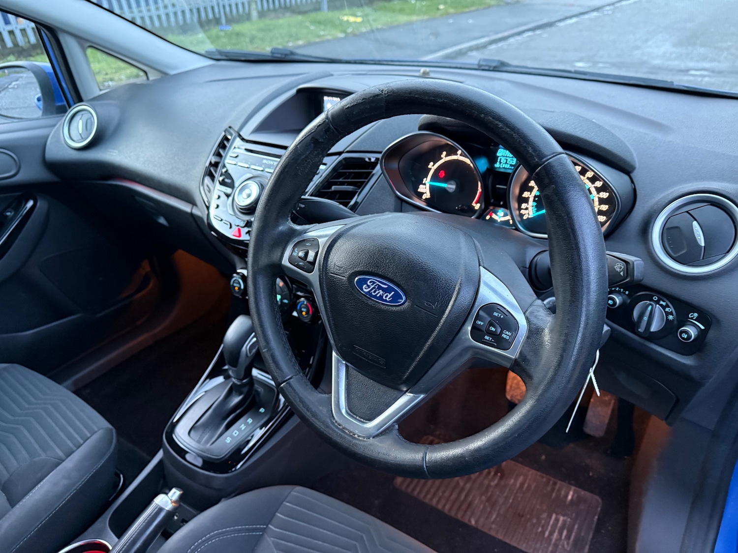 Used Ford Fiesta 2013 for sale - 77129102: Photo 5