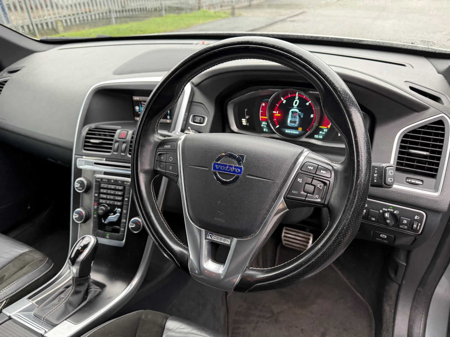 Used Volvo XC60 2014 for sale - 76664908: Photo 7