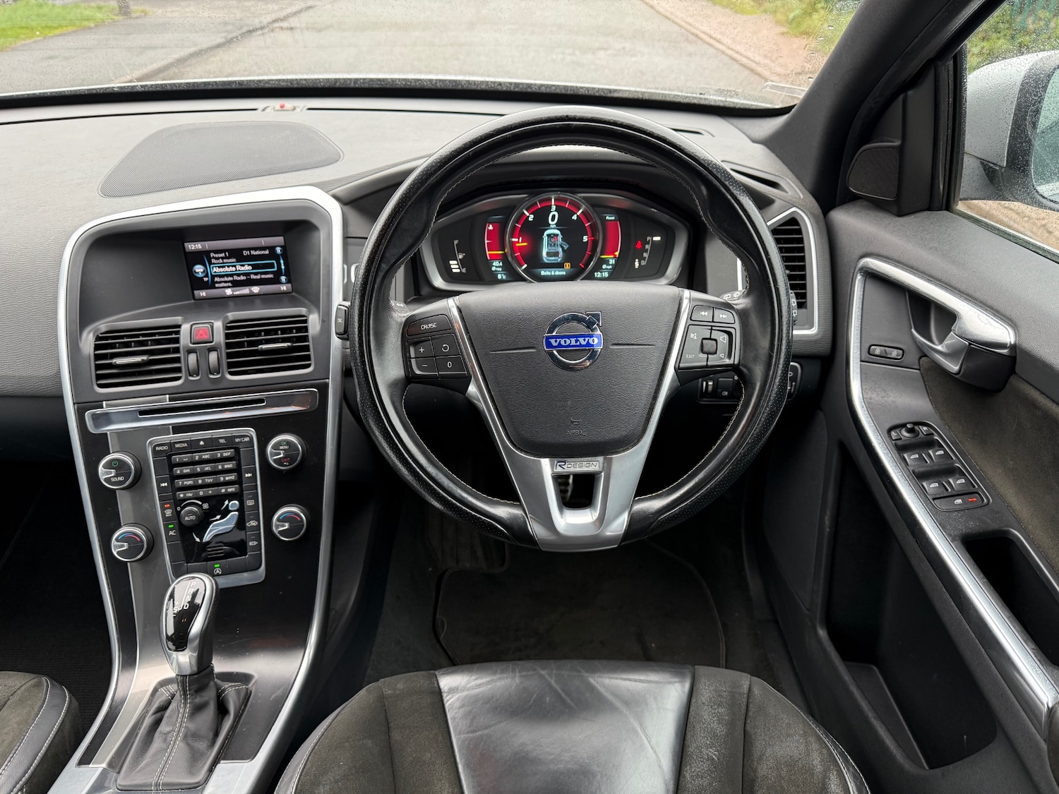 Used Volvo XC60 2014 for sale - 76664908: Photo 8