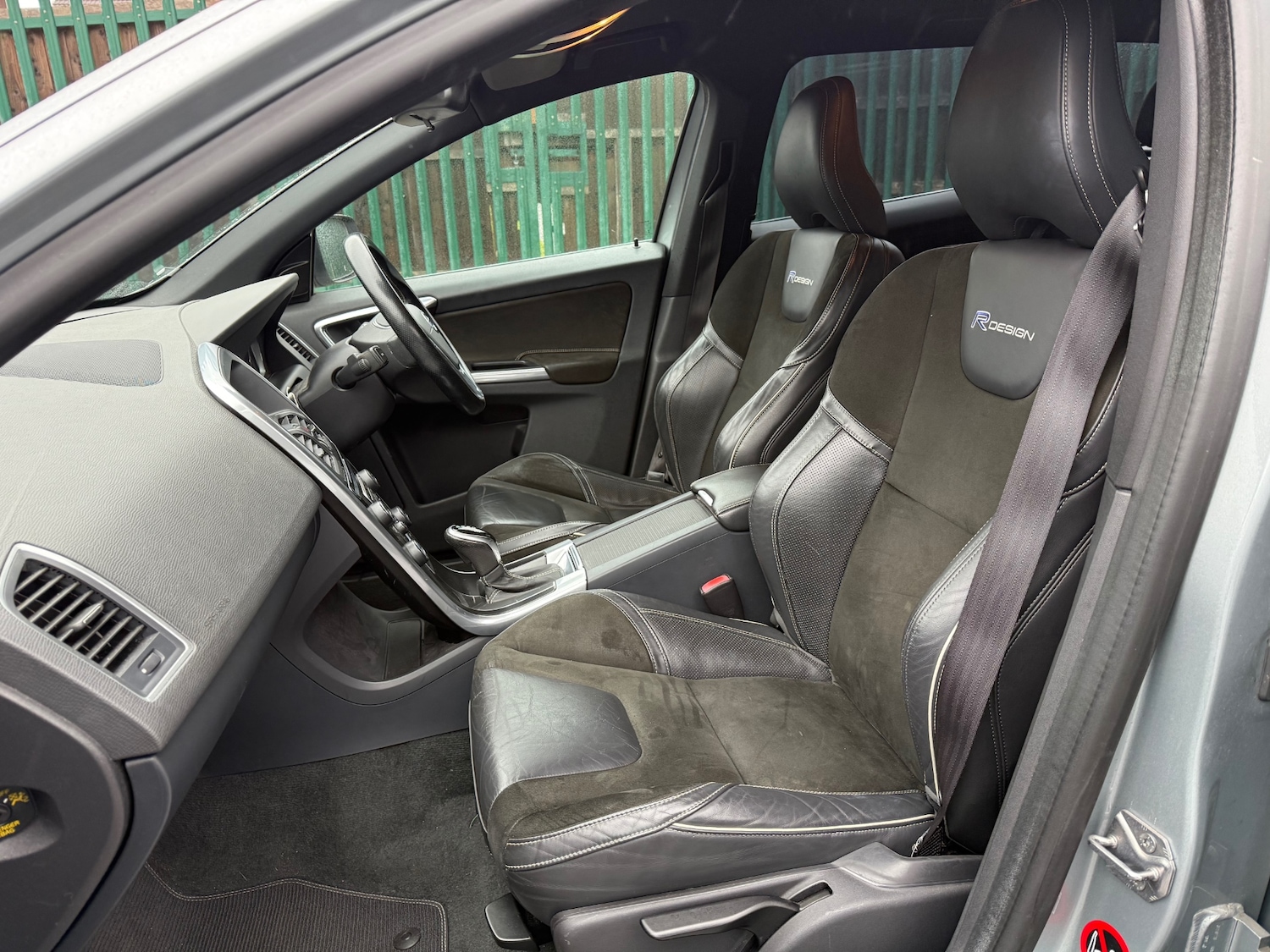 Used Volvo XC60 2014 for sale - 76664908: Photo 9