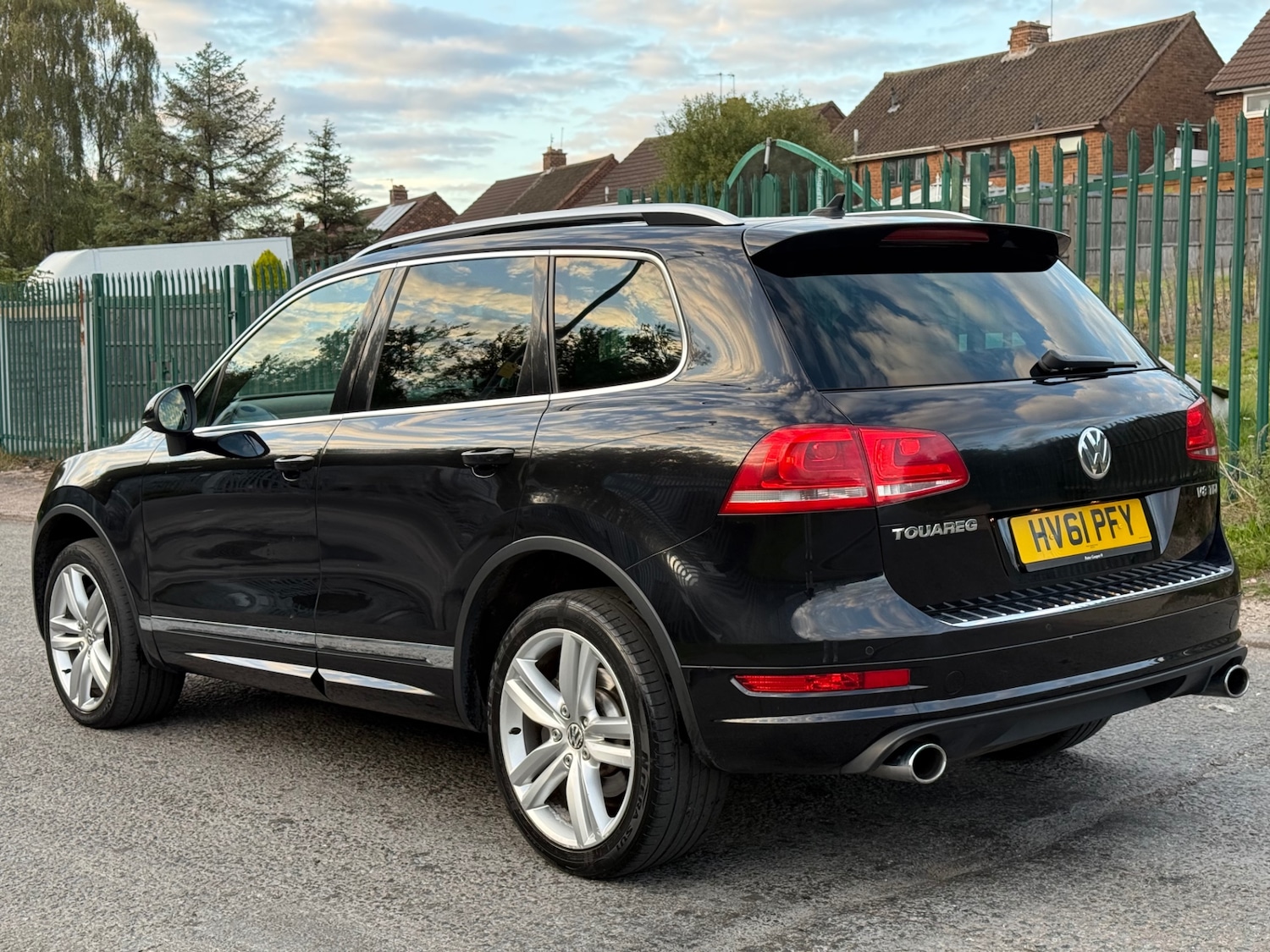 Used Volkswagen Touareg 2011 for sale - 76058323: Photo 4