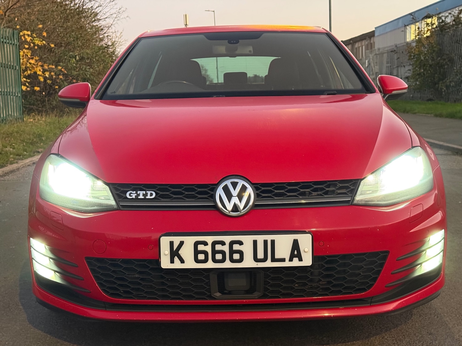 Used Volkswagen Golf 2014 for sale - 76596114: Photo 2