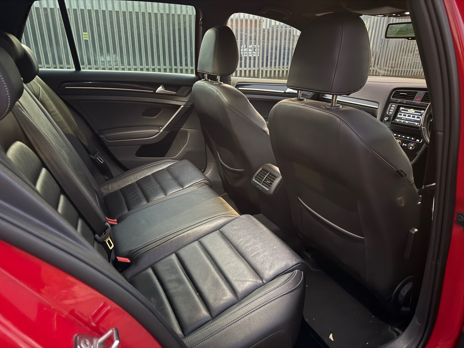 Used Volkswagen Golf 2014 for sale - 76596114: Photo 9