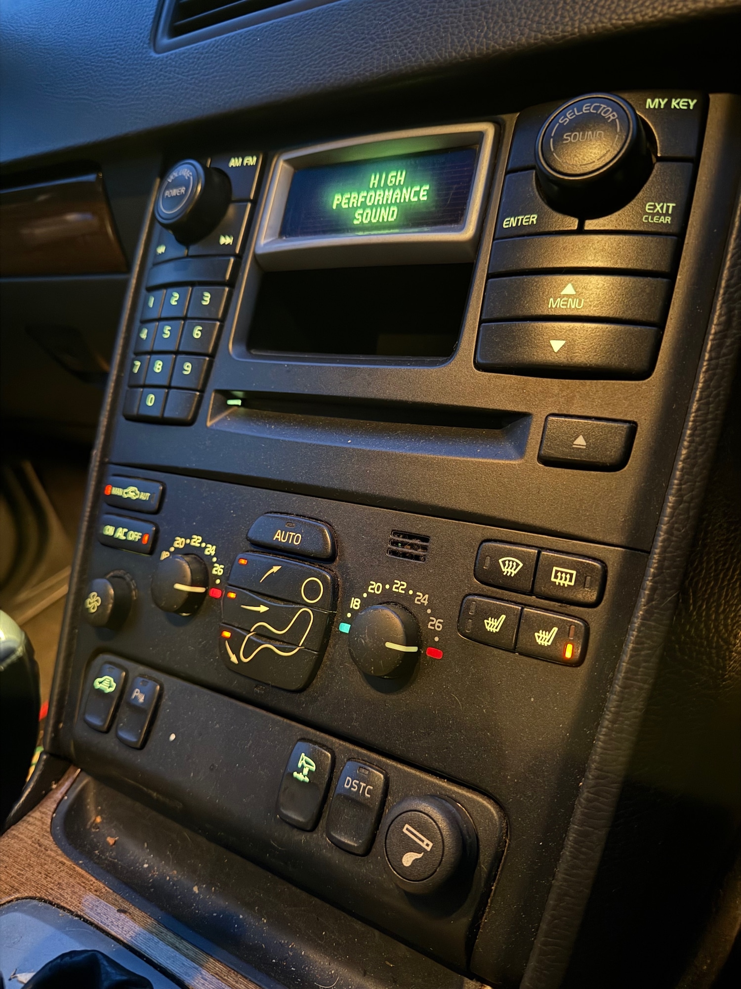 Used Volvo XC90 2005 for sale - 77274821: Photo 11