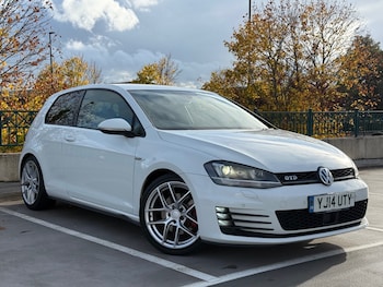Used Volkswagen Golf 2014 for sale - 76319657: Photo
