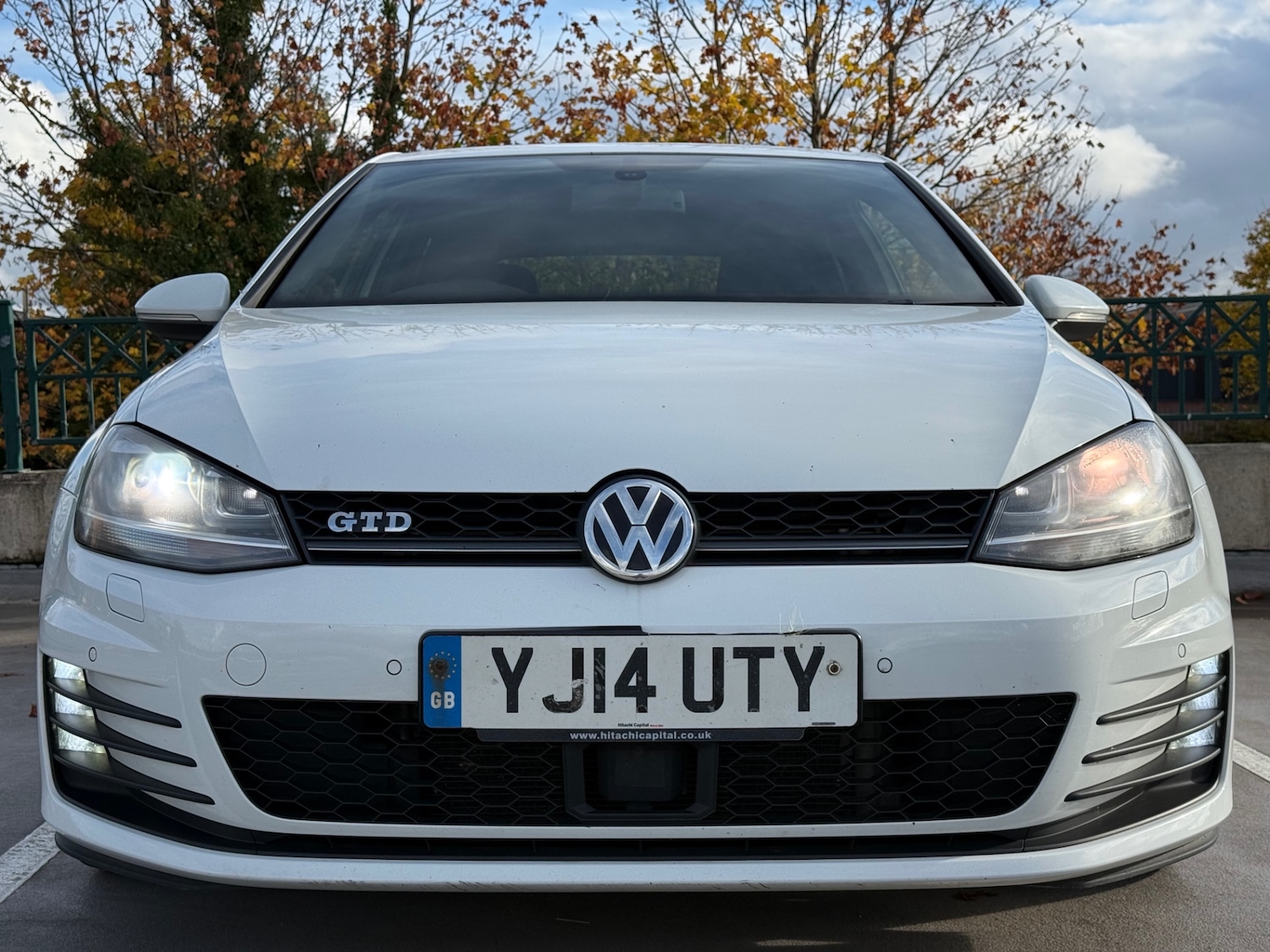 Used Volkswagen Golf 2014 for sale - 76319657: Photo 2