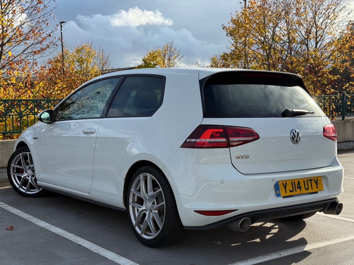Used Volkswagen Golf 2014 for sale - 76319657: Photo 4