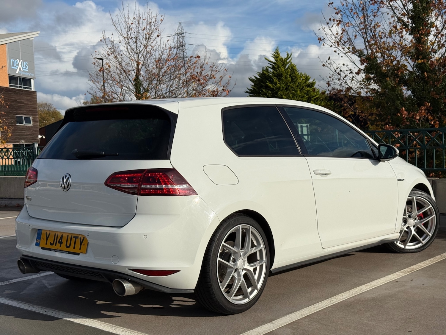 Used Volkswagen Golf 2014 for sale - 76319657: Photo 6