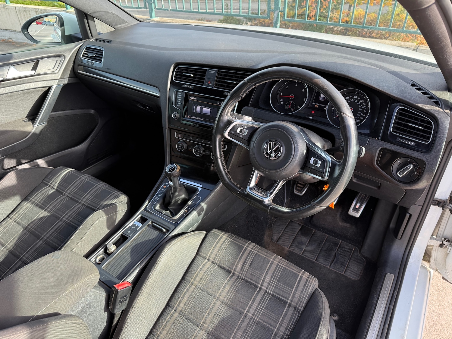 Used Volkswagen Golf 2014 for sale - 76319657: Photo 7