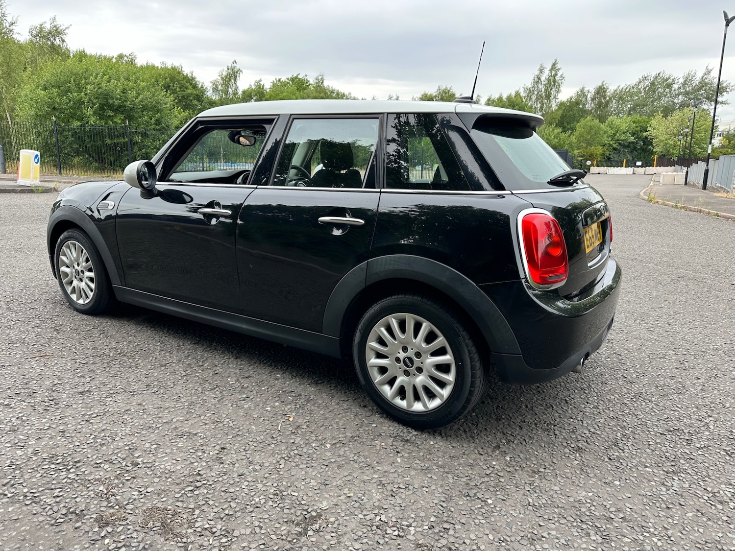Used MINI Hatch 2015 for sale - 75152335: Photo 5