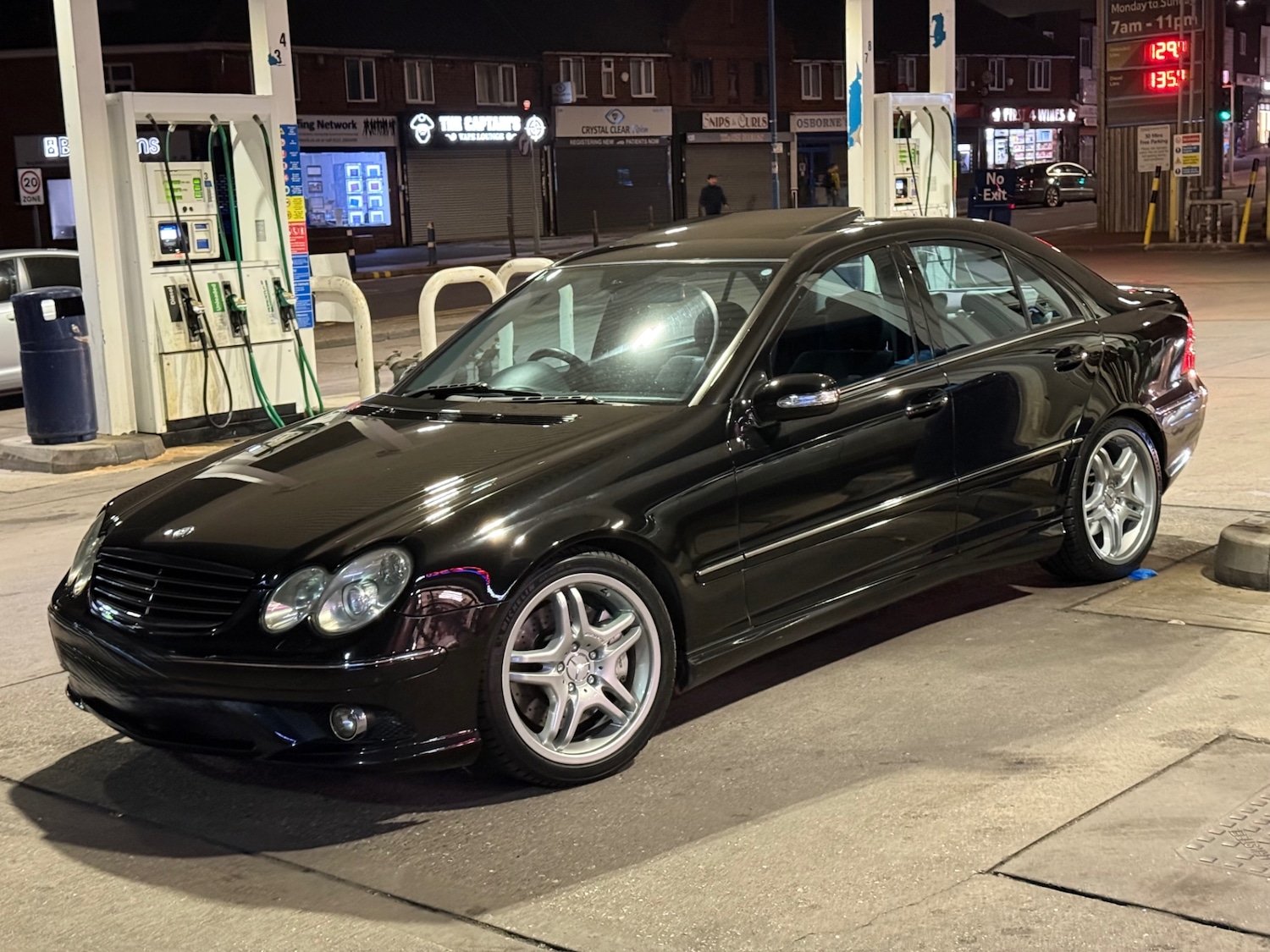 Used Mercedes-Benz C Class 2005 for sale - 76536349: Photo 1